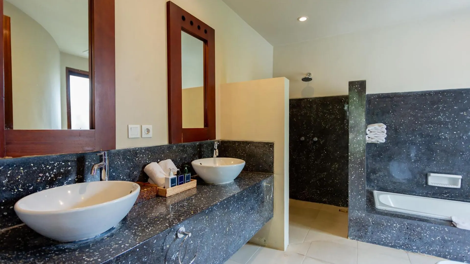 The Mutiara Jimbaran Boutique Villas
